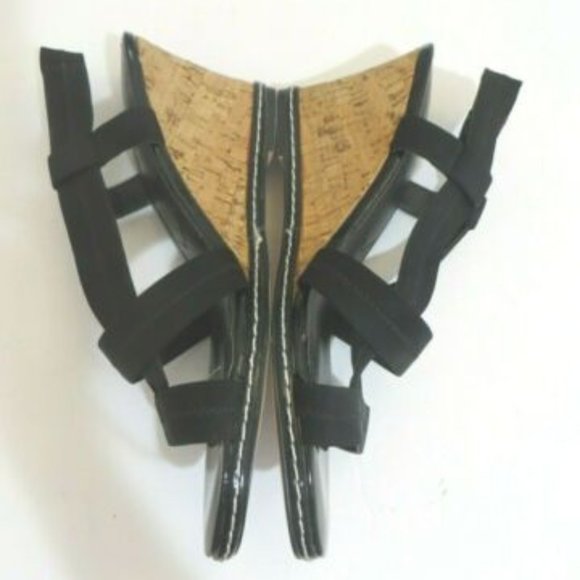 ( SALE) CHARLES DAVID BLACK WEDGE SANDAL - Picture 4 of 5